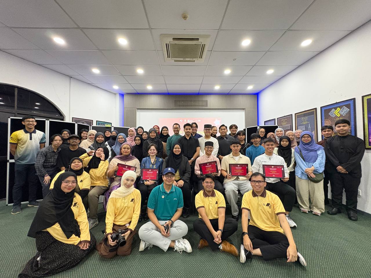 IKON ANAK BRUNEI